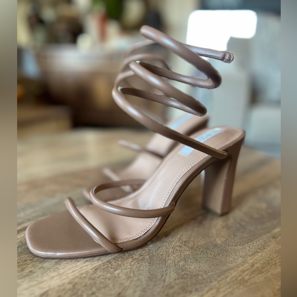 Womens Steve New York Heels Size 9 Wrap Around Ankle - Picture 4 of 9